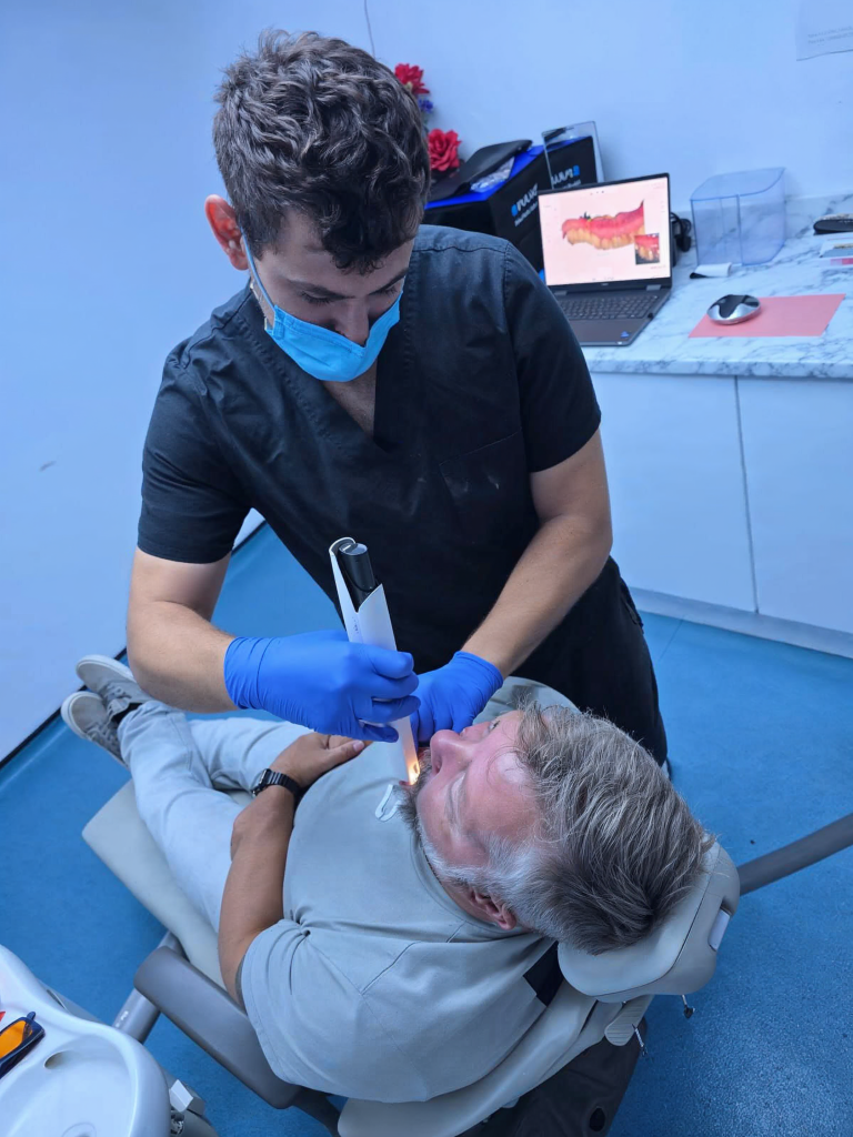 Denture Clinic in Nottingham